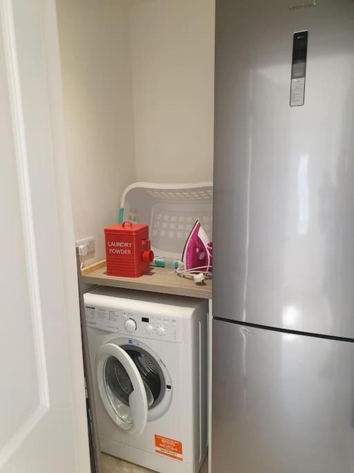 The Elfin- Lovely 1 Bedroom - Free Parking Бридж ъф Алън Екстериор снимка