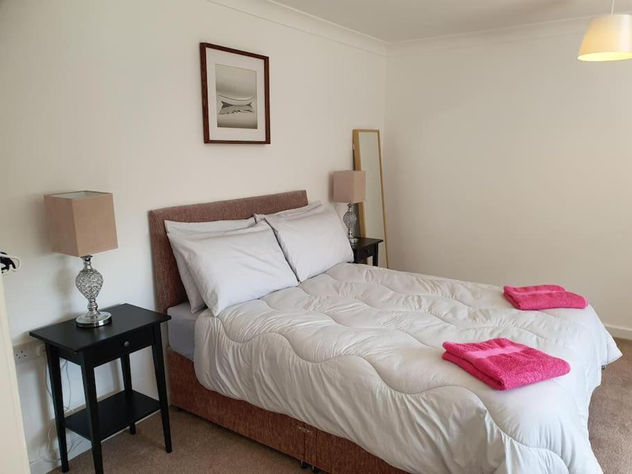The Elfin- Lovely 1 Bedroom - Free Parking Бридж ъф Алън Екстериор снимка