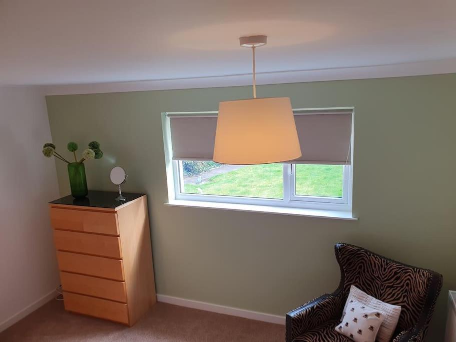 The Elfin- Lovely 1 Bedroom - Free Parking Бридж ъф Алън Екстериор снимка